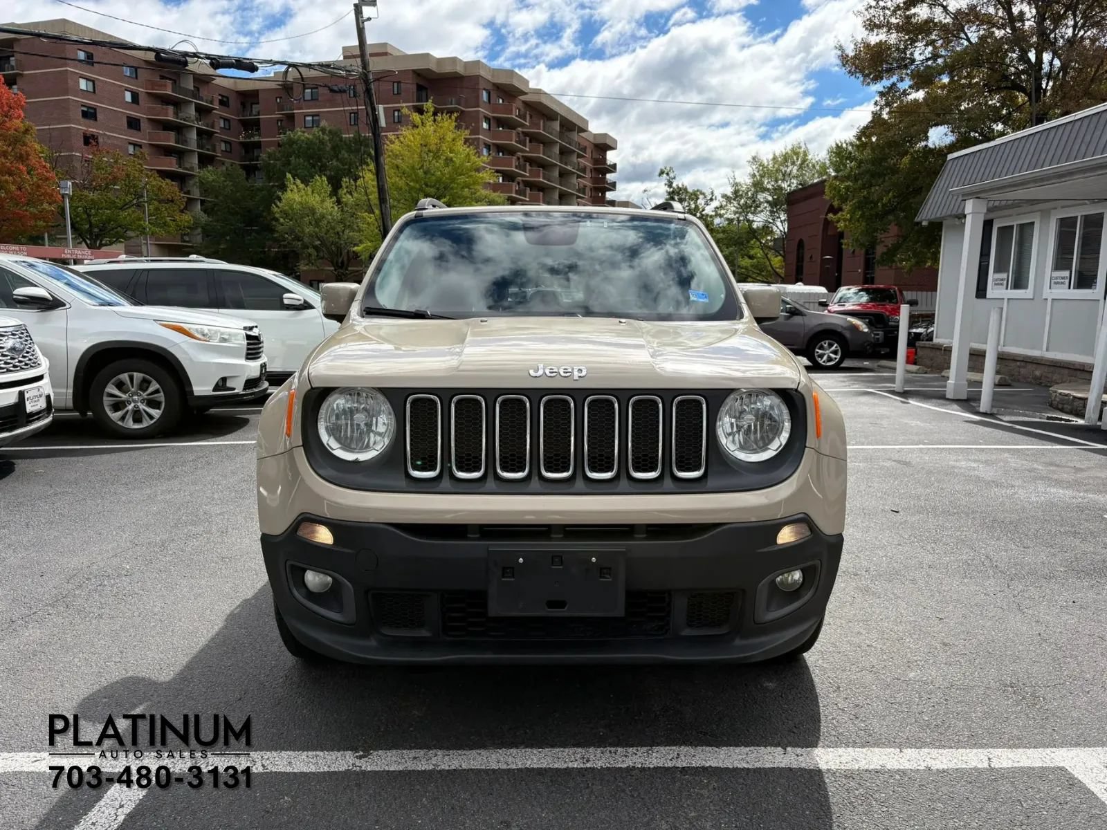 Used 2016 Jeep Renegade Latitude w/ Popular Equipment Group AWD/4WD image 4