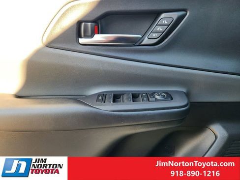 Used 2025 Toyota Prius Limited image 24