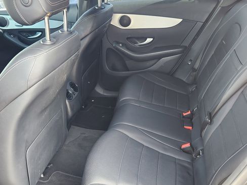 Used 2018 Mercedes-Benz GLC 300 4MATIC image 15
