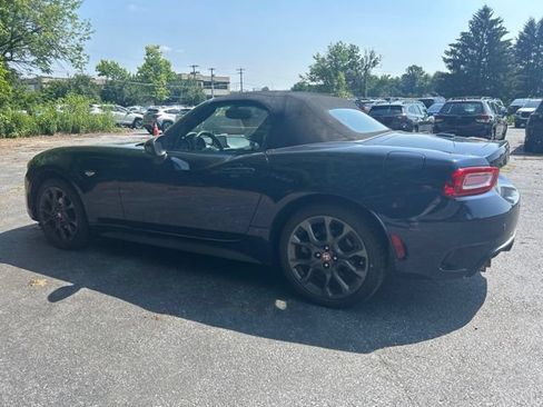Used 2019 FIAT 124 Spider Abarth w/ Convenience Group RWD image 9
