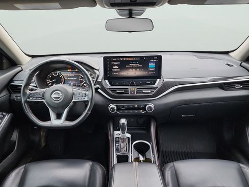 Used 2023 Nissan Altima 2.5 SR w/ SR Premium Package FWD image 9