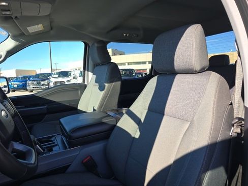 Used 2024 Ford F150 Lightning Flash image 13