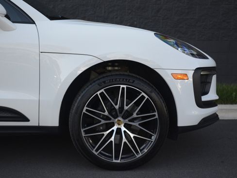 Certified 2026 Porsche Macan image 45