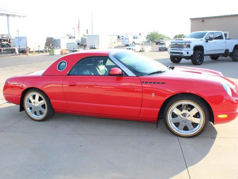Used 2002 Ford Thunderbird RWD image 13