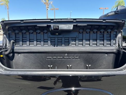 Used 2025 RAM 1500 Limited AWD/4WD image 14