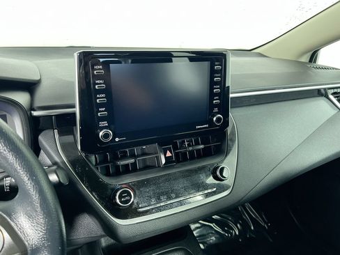 Used 2021 Toyota Corolla LE FWD image 21