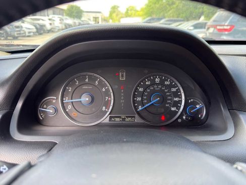 Used 2010 Honda Crosstour EX-L image 22