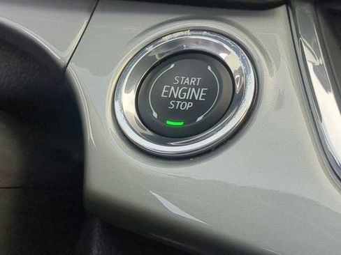 Used 2025 Chevrolet Trax LT w/ Driver Confidence Package image 27