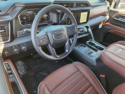 New 2026 GMC Sierra 3500 Denali Ultimate AWD/4WD image 3