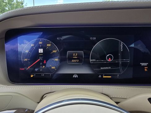 Used 2019 Mercedes-Benz S 560 4MATIC Sedan image 13