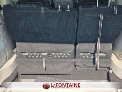 Used 2023 Chrysler Pacifica Limited FWD image 31