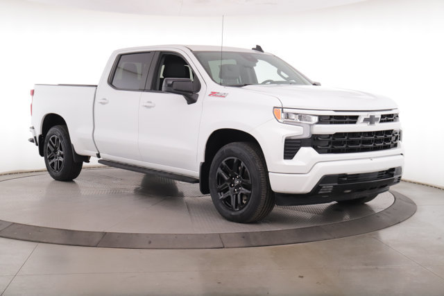 Used 2024 Chevrolet Silverado 1500 RST w/ Convenience Package II AWD/4WD image 2