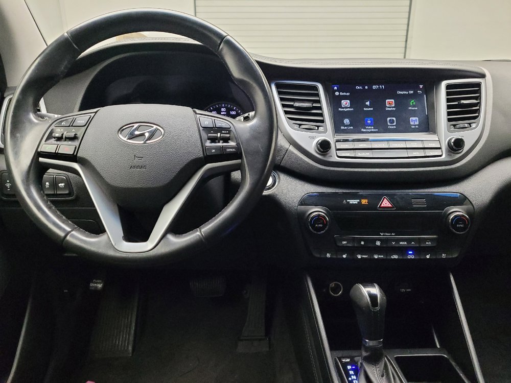 Used 2016 Hyundai Tucson Limited w/ Option Group 03 AWD/4WD image 22