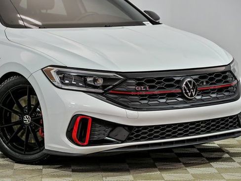 Used 2024 Volkswagen Jetta GLI 40th Anniversary Edition image 2