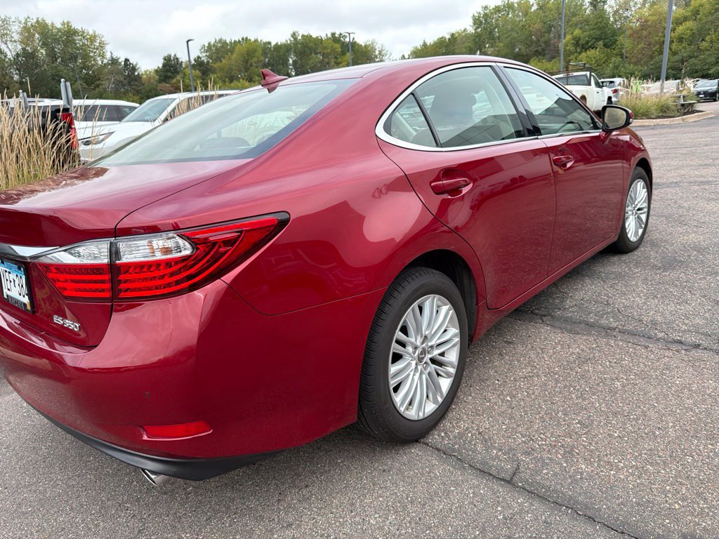 Used 2013 Lexus ES 350 w/ Luxury Pkg FWD image 3
