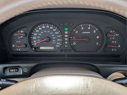 Used 1999 Toyota Land Cruiser AWD/4WD image 22