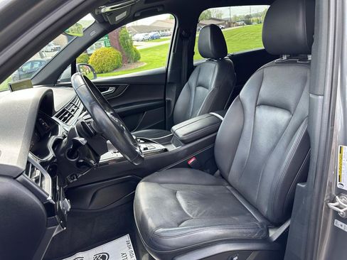 Used 2017 Audi Q7 2.0T Premium Plus w/ Premium Plus Package image 16