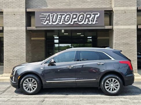 Used 2017 Cadillac XT5 Luxury w/ Driver Awareness Package FWD image 7