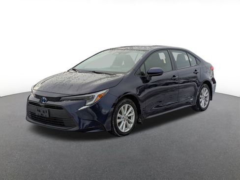 Used 2023 Toyota Corolla Hybrid AWD Sedan image 5