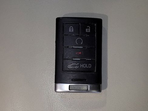 Used 2014 Cadillac XTS Luxury AWD/4WD image 32