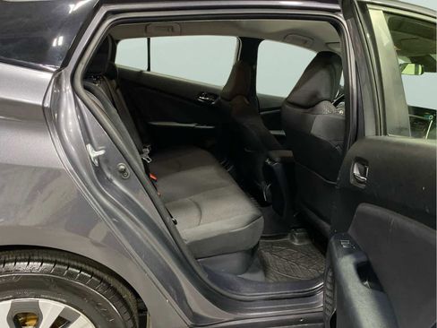 Used 2019 Toyota Prius LE image 27