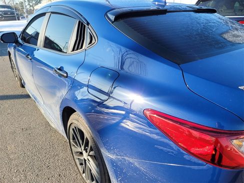 Used 2025 Toyota Camry SE w/ Convenience Package image 5