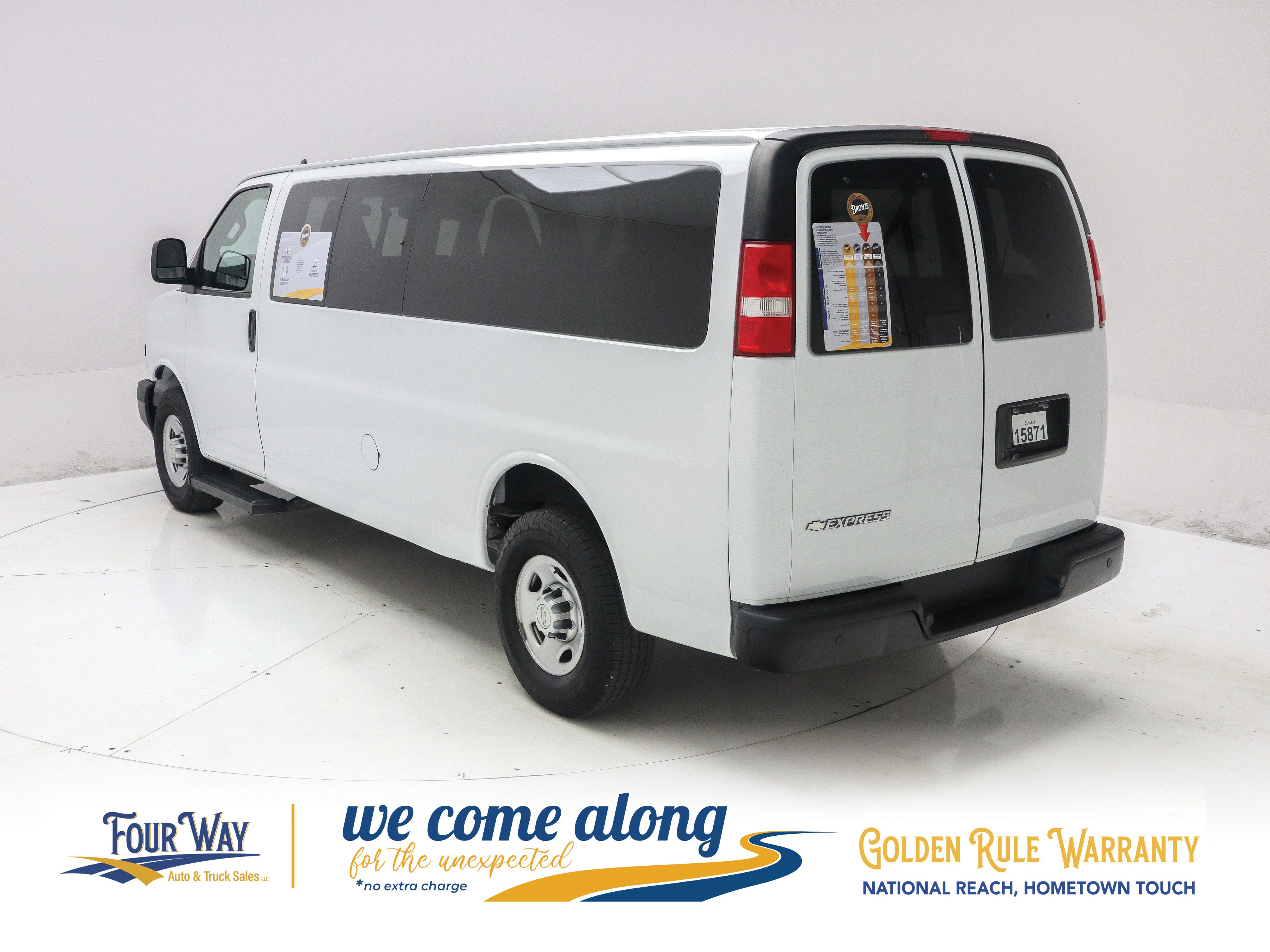 Used 2021 Chevrolet Express 3500 LS RWD image 6