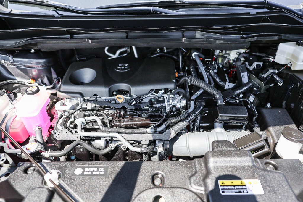 Certified 2025 Toyota Sienna LE FWD image 18