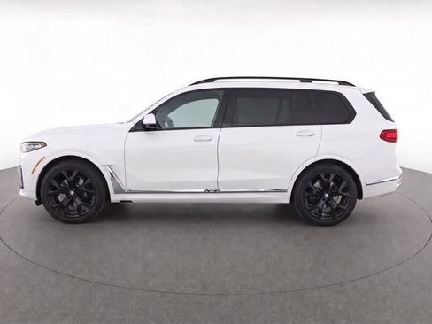 Used 2021 BMW X7 xDrive40i w/ Premium Package AWD/4WD image 7