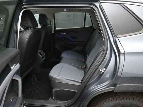 New 2026 Volkswagen Tiguan SE AWD/4WD image 11