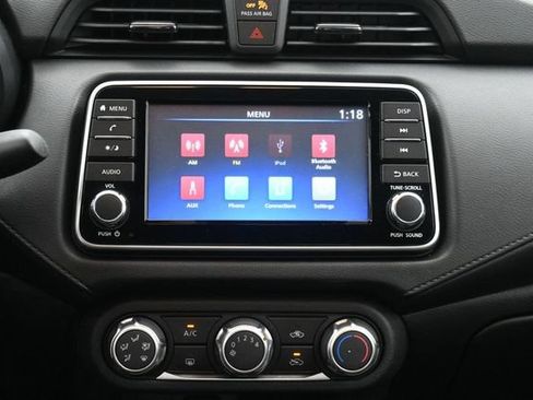 Used 2023 Nissan Versa S FWD image 20