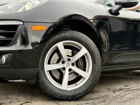 Used 2018 Porsche Macan Sport Edition image 51