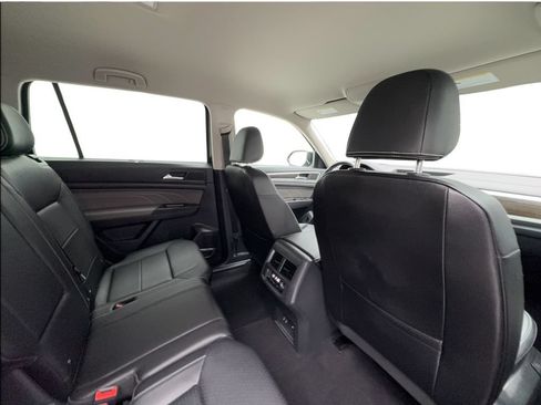 Used 2023 Volkswagen Atlas SE w/ Black Wheel Package FWD image 27
