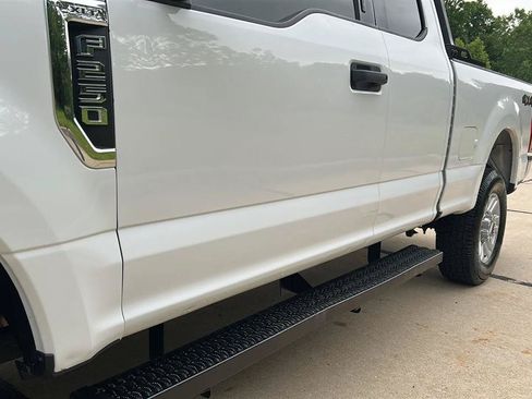 Used 2018 Ford F250 XLT w/ XLT Value Package AWD/4WD image 16