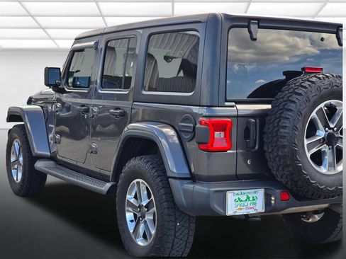 Used 2018 Jeep Wrangler Unlimited Sahara w/ LED Lighting Group AWD/4WD image 52