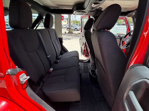 Used 2014 Jeep Wrangler Unlimited Sport w/ Connectivity Group AWD/4WD image 12