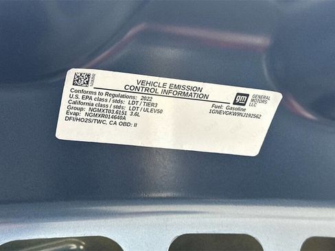 Used 2022 Chevrolet Traverse LT w/ LPO, Black Accent Package image 28