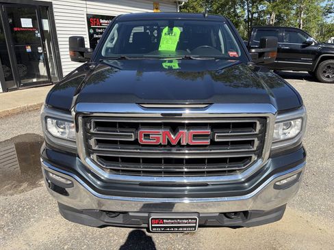 Used 2018 GMC Sierra 1500 SLE w/ SLE Value Package AWD/4WD image 10