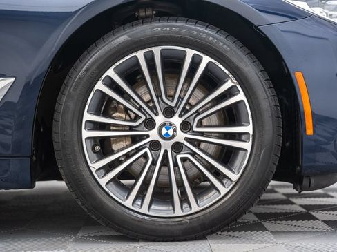 Used 2019 BMW 540i xDrive w/ Convenience Package AWD/4WD image 18
