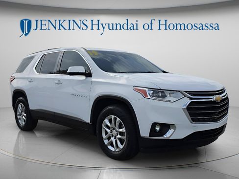 Used 2019 Chevrolet Traverse LT FWD image 1