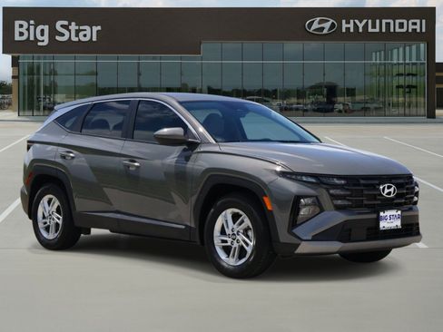 Used 2026 Hyundai Tucson SE FWD image 6
