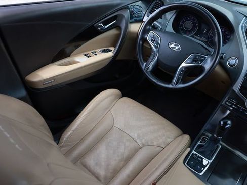 Used 2016 Hyundai Azera Limited FWD image 23