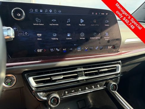Used 2024 Chevrolet Traverse RS w/ LPO, Floor Liner Package FWD image 19