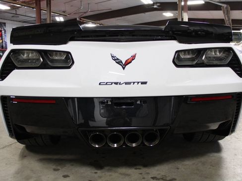Used 2016 Chevrolet Corvette Z06 w/ 3LZ Preferred Equipment Group RWD image 5