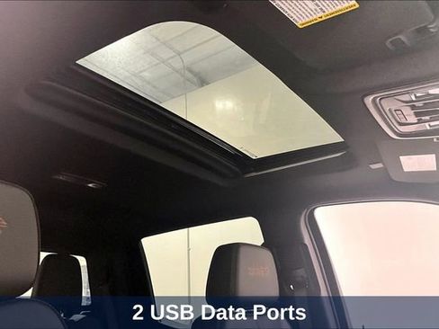 Used 2024 Chevrolet Silverado 1500 High Country w/ High Country Premium Package AWD/4WD image 37