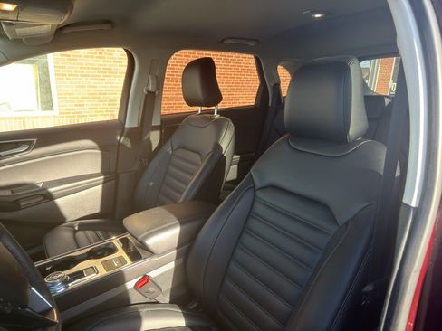 Used 2022 Ford Edge SEL w/ Convenience Package AWD/4WD image 7