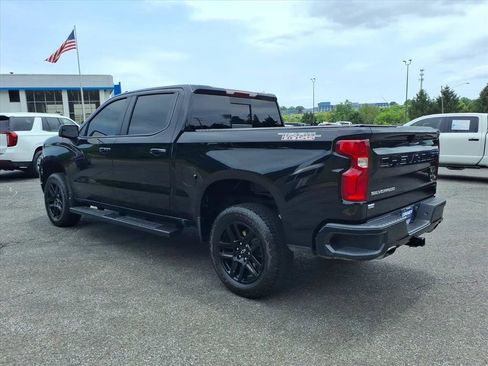 Used 2025 Chevrolet Silverado 1500 LT Trail Boss w/ Convenience Package II AWD/4WD image 5