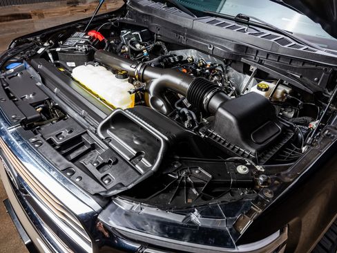 Used 2025 Ford F150 King Ranch w/ FX4 Off-Road Package image 40