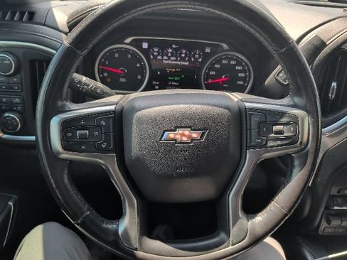 Used 2020 Chevrolet Silverado 2500 LTZ w/ LTZ Premium Package AWD/4WD image 17