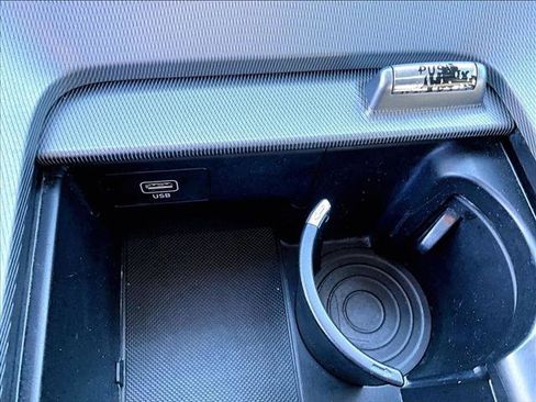 Used 2021 Hyundai Palisade SE image 25